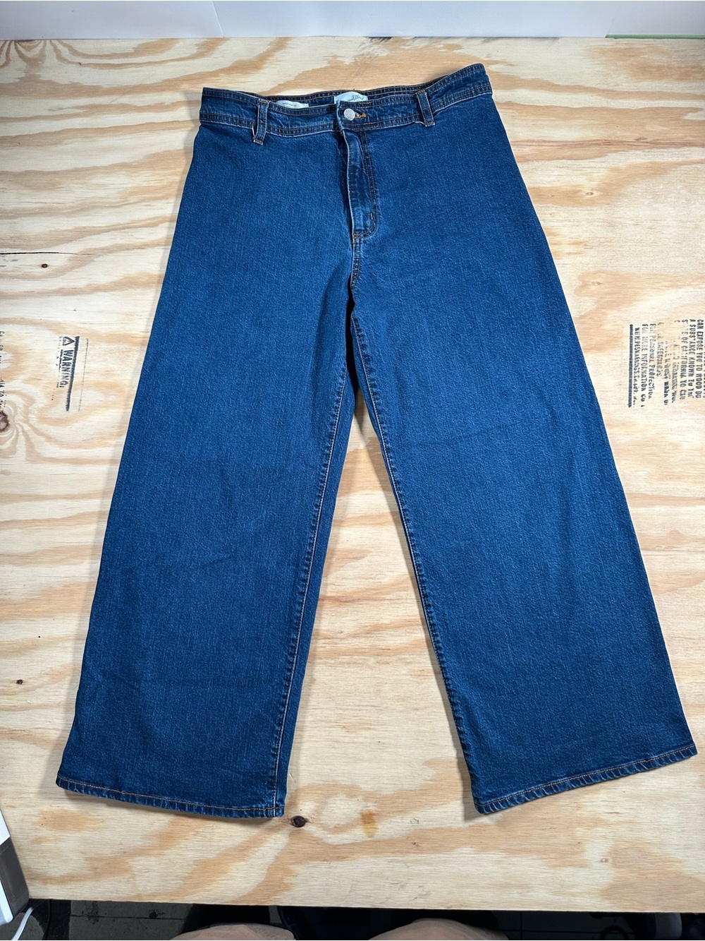 Universal Thread Women's High-Rise Sailor Wide Leg Jeans Blue Medium Wash 12R